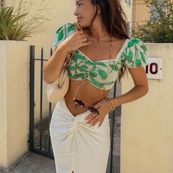 ZARA BLOGGERS FAV Satin Effect Skirt with Knot NWT - Picture 2 of 8